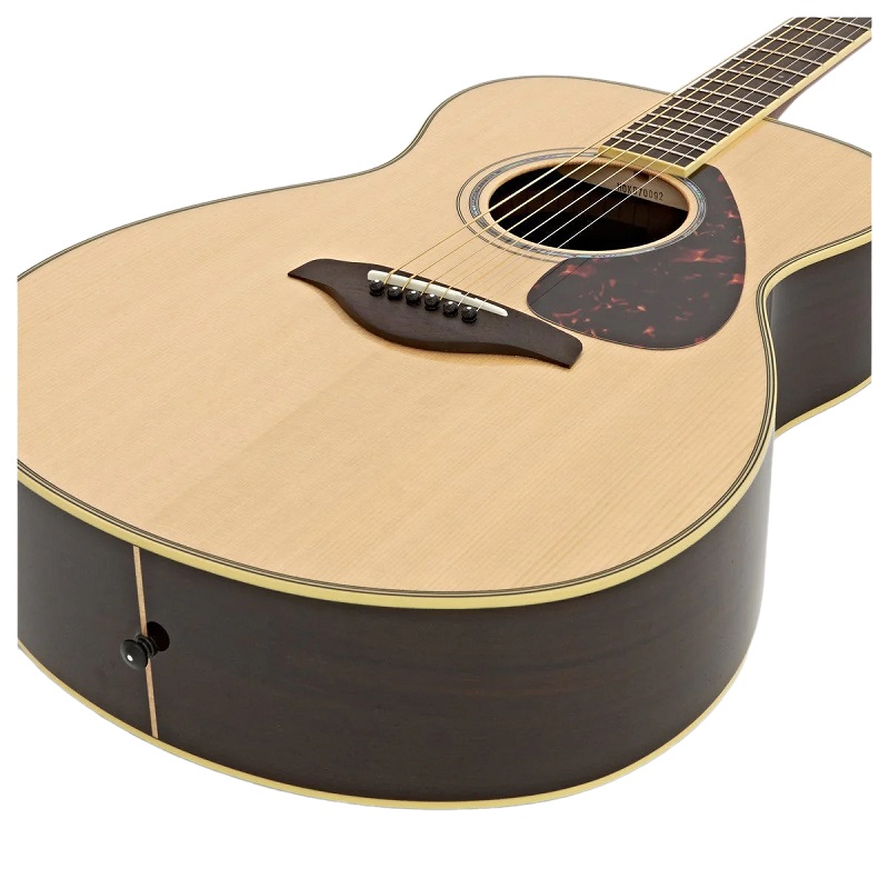 dan-guitar-acoustic-yamaha-natural-mat-top