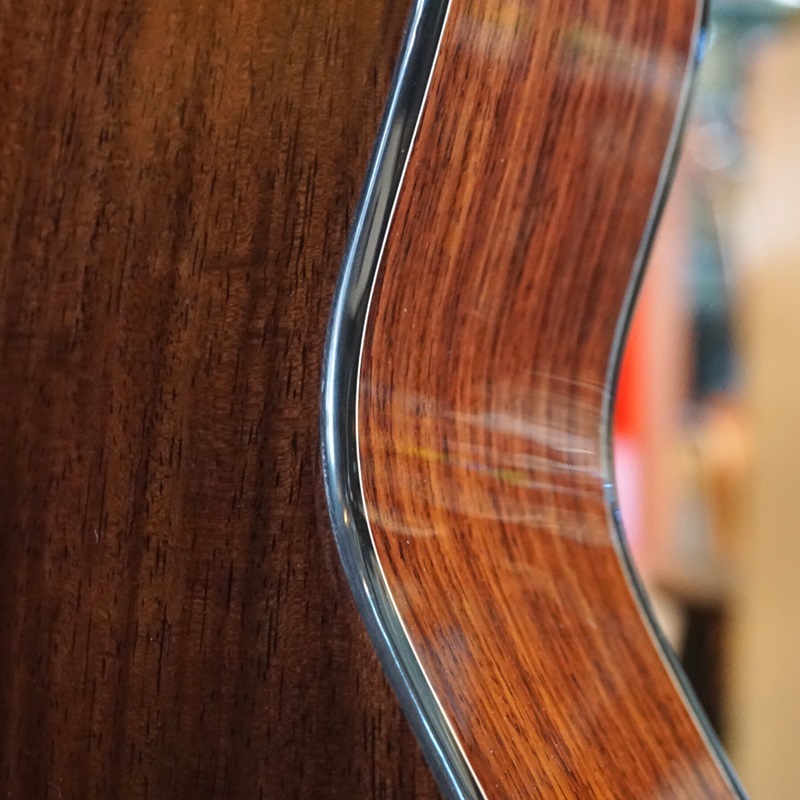 thiet-ke-mat-lung-va-hong-guitar-classic-gotar-g28s