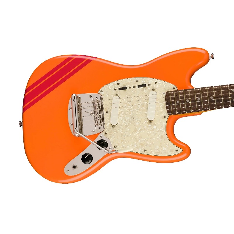 dan-guitar-–-squier-fsr-classic-vibe-60s-competition-mustang-ss-laurel-fingerboard-mau-cam-mat-top-nghieng-1-nua