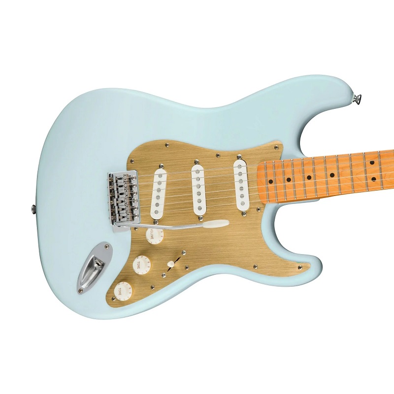 dan-guitar-dien-squier-40th-anniversary-vintage-edition-stratocaster-mat-top-nghieng