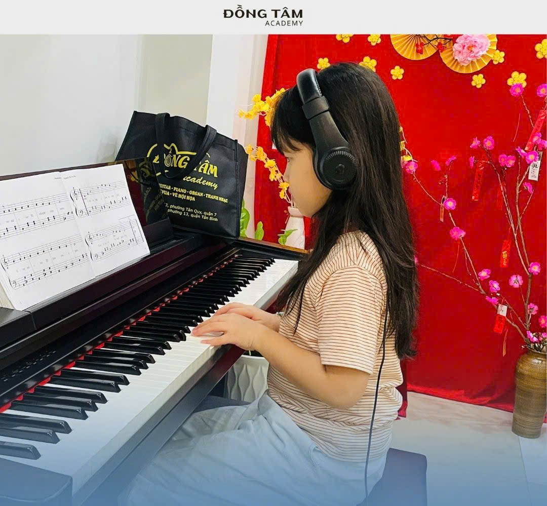 lop-hoc-piano-tai-quan-tan-phu-hcm-xay-dung-lo-trinh-khoa-hoc-tu-co-ban-den-nang-cao