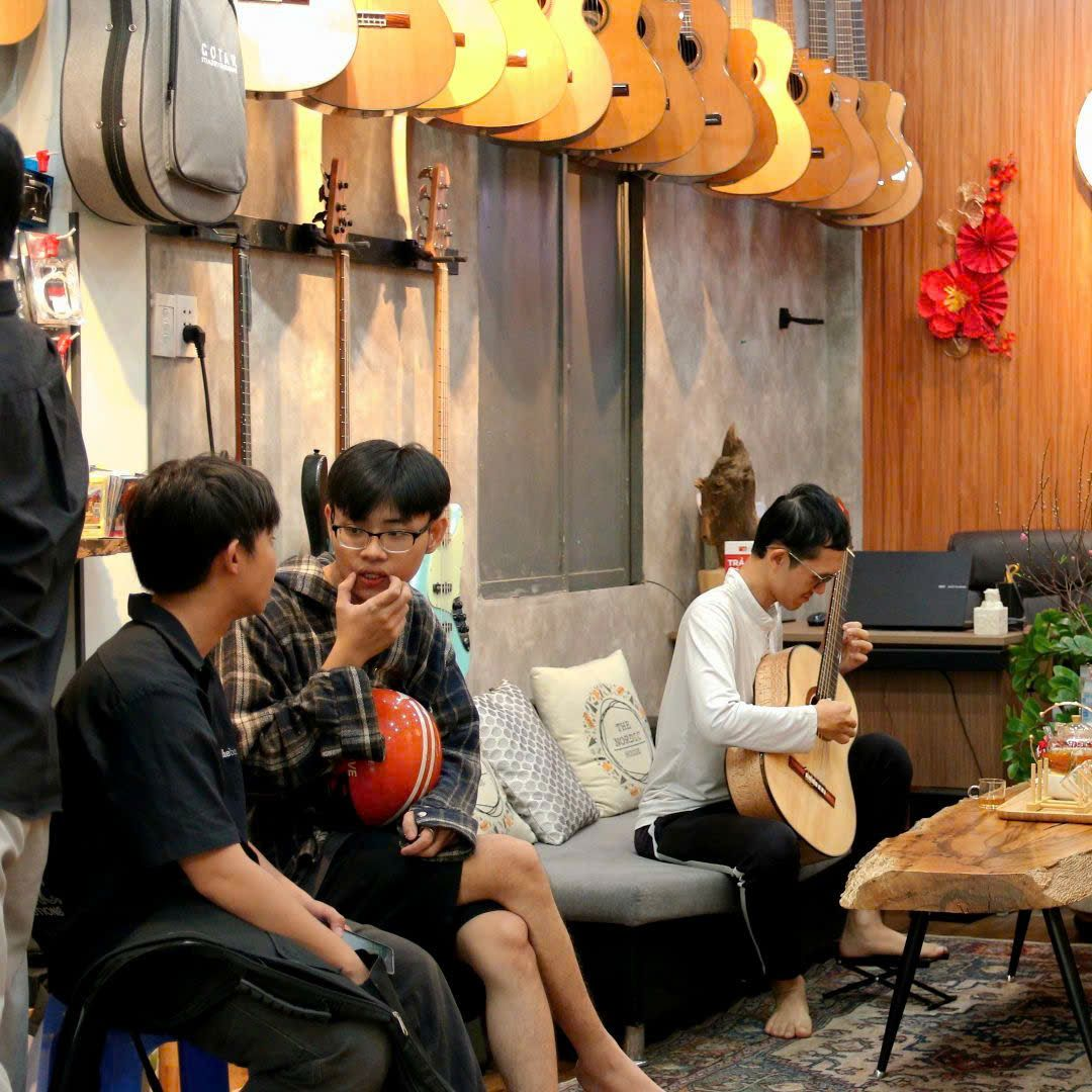 shop-dan-quan-tan-phu-tai-dong-tam-dau-tu-khong-gian-rong-rai