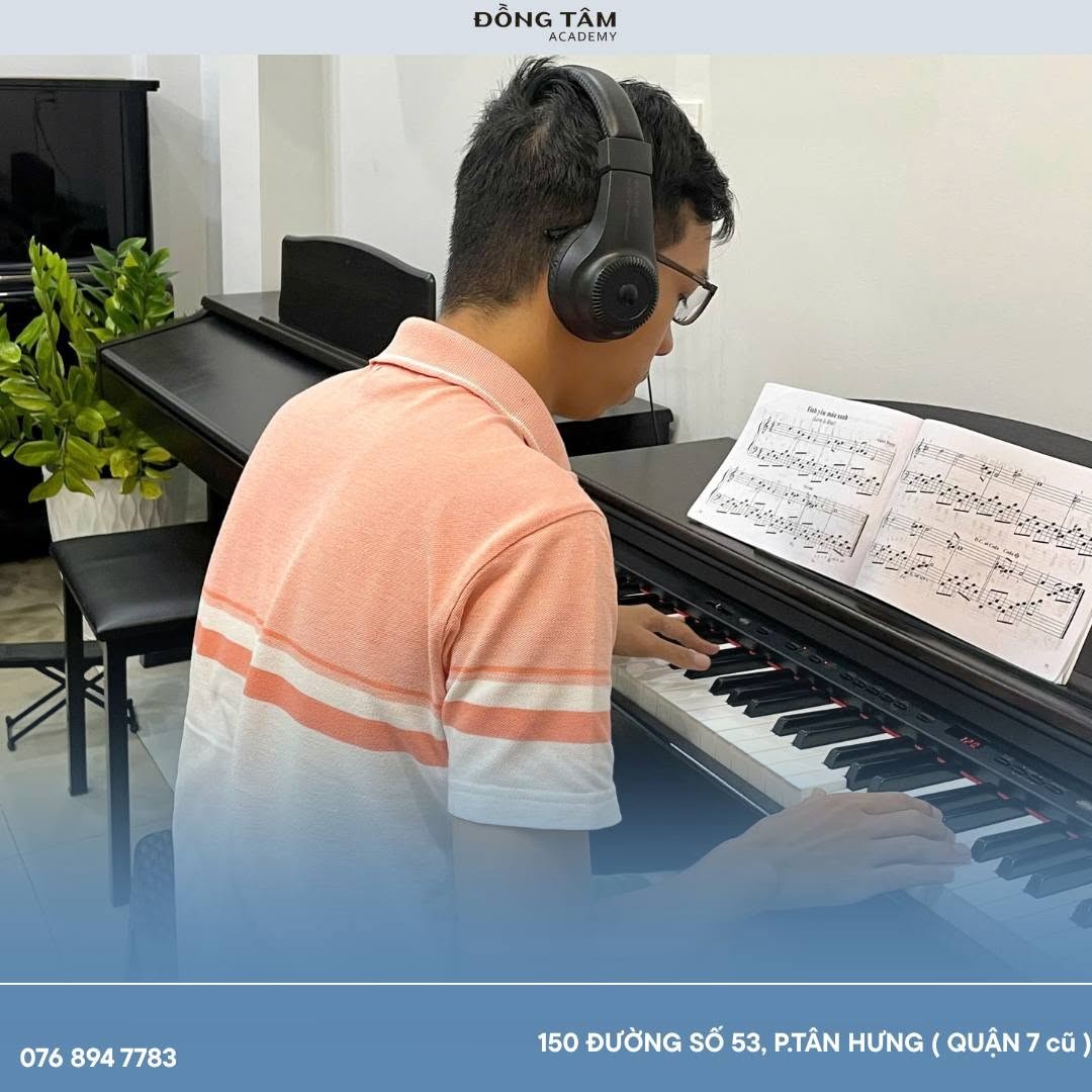 hoc-piano-quan-tan-binh-cap-toc-danh-cho-nguoi-lon-ban-ron