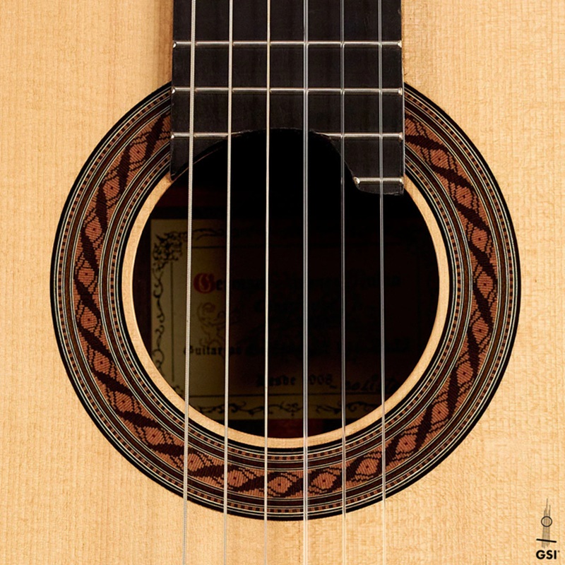 dan-guitar-classic-german-vazquez-rubio-soloist-spruce-3