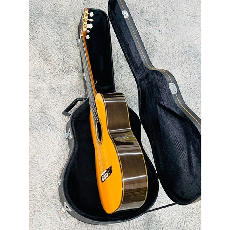 dan-guitar-classic-sakurai-kohno-special-spruce-2000