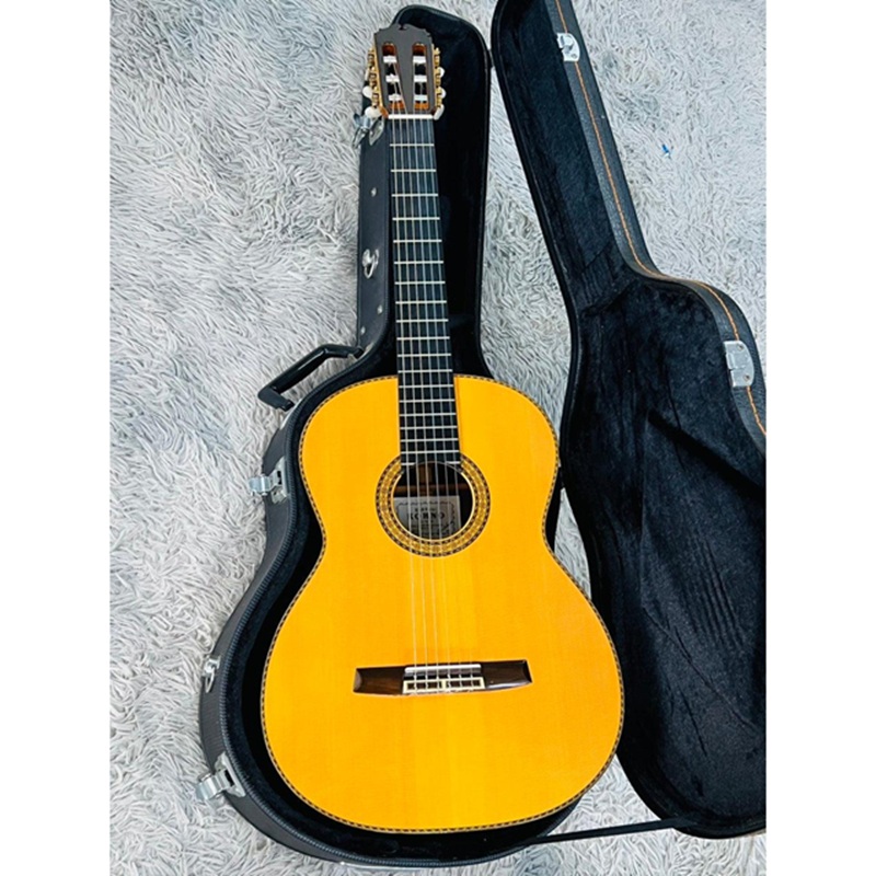 dan-guitar-classic-sakurai-kohno-special-spruce