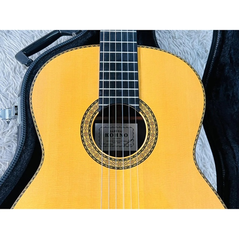 dan-guitar-classic-sakurai-kohno-special-spruce