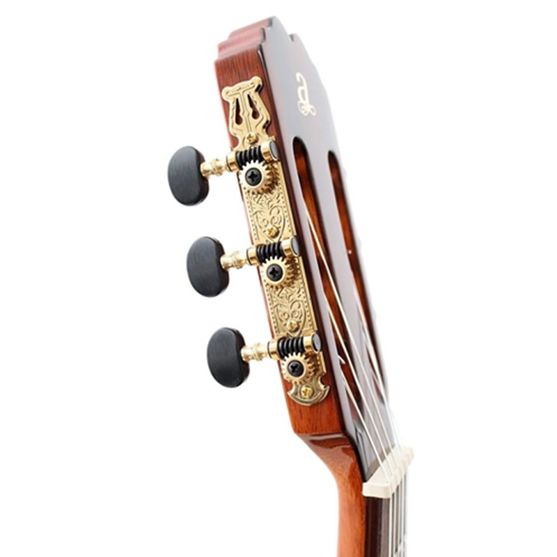 dan-guitar-classic-admira-virtuoso-ef-khoa-dan