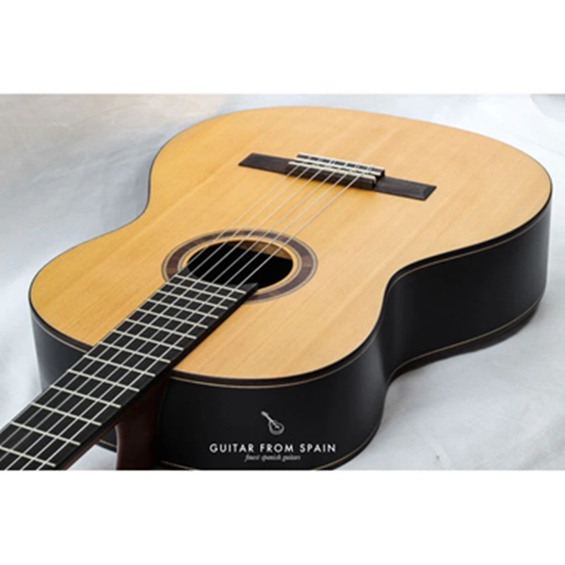 guitar-classic-admira-irene