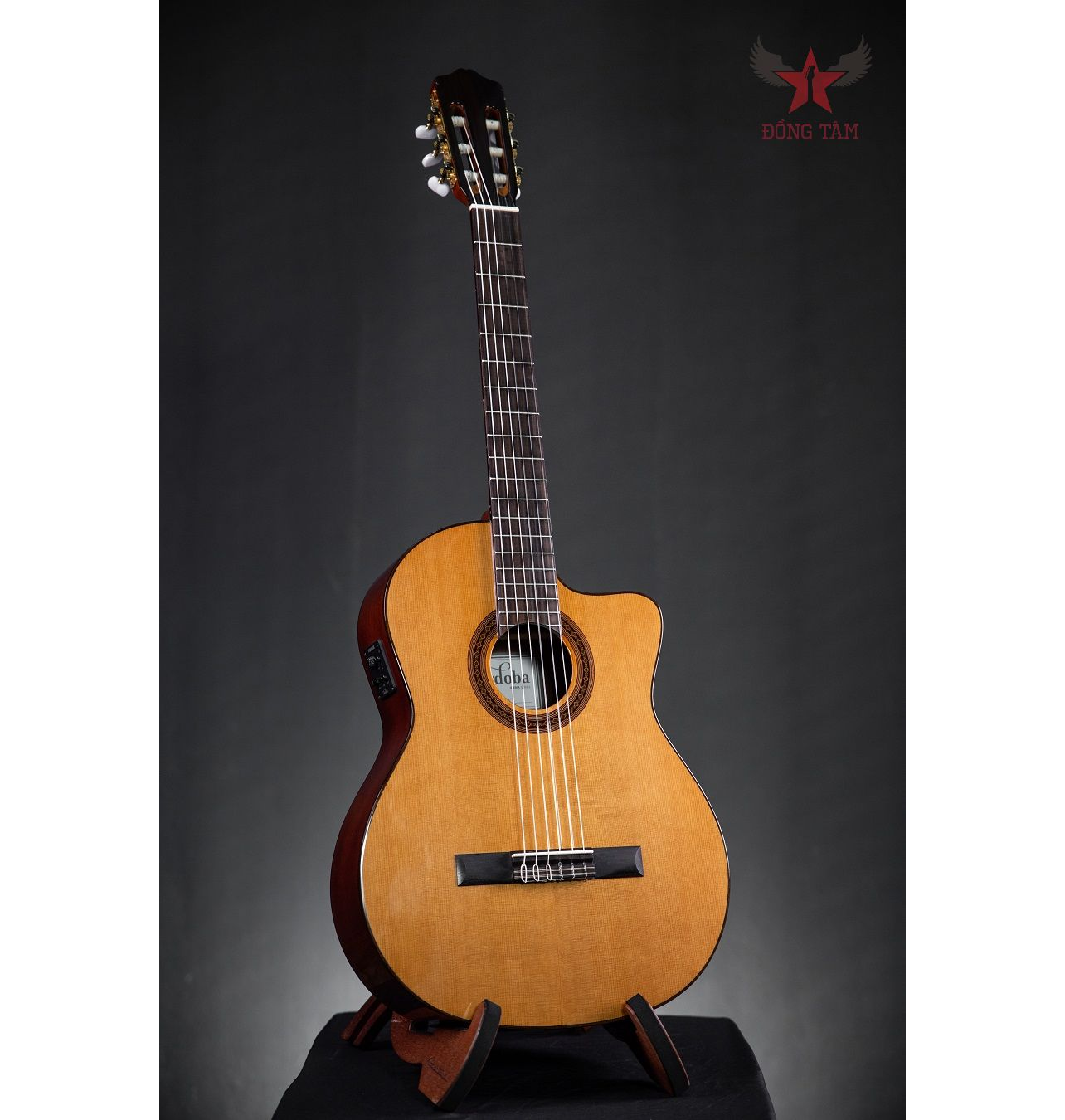 so-sanh-guitar-gotar-va-cordoba