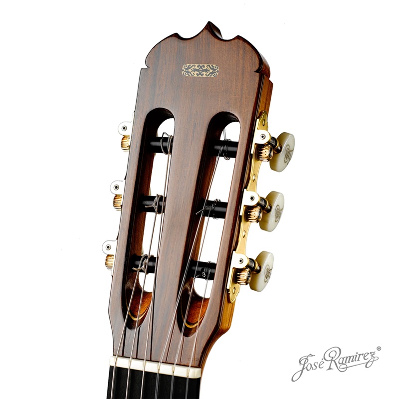 dan-guitar-classic-jose-ramirez-antigua-1a-madagascar-rosewood--spruce-khoa-dan