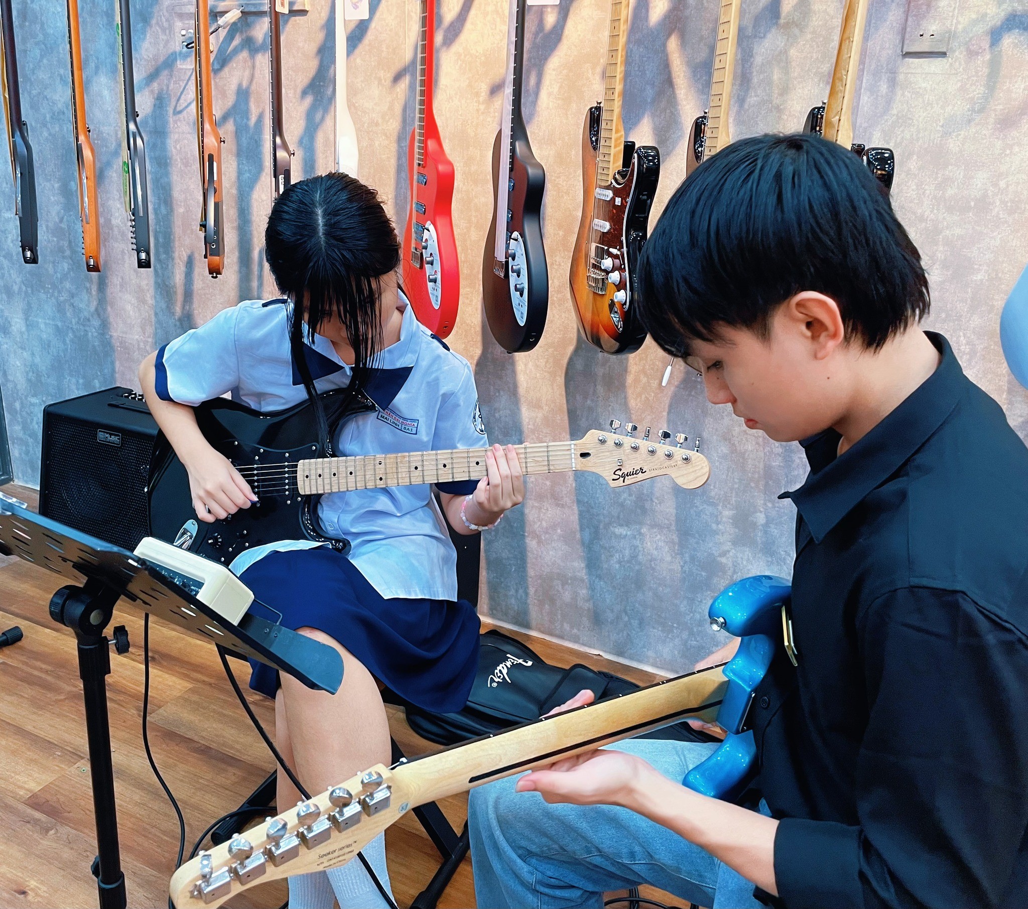 moi-truong-hoc-than-thien-giup-hoc-vien-tu-tin-the-hien-ban-than