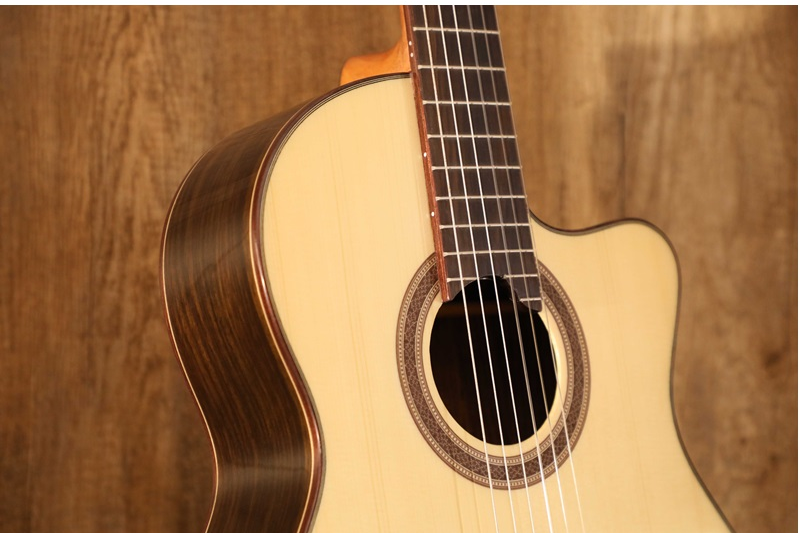 guitar-nao-de-bam-cho-nguoi-moi-2026