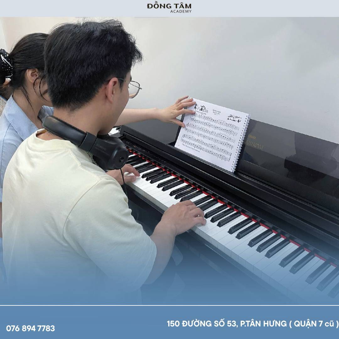 day-dan-piano-uy-tin-quan-7-tai-dong-tam-academy