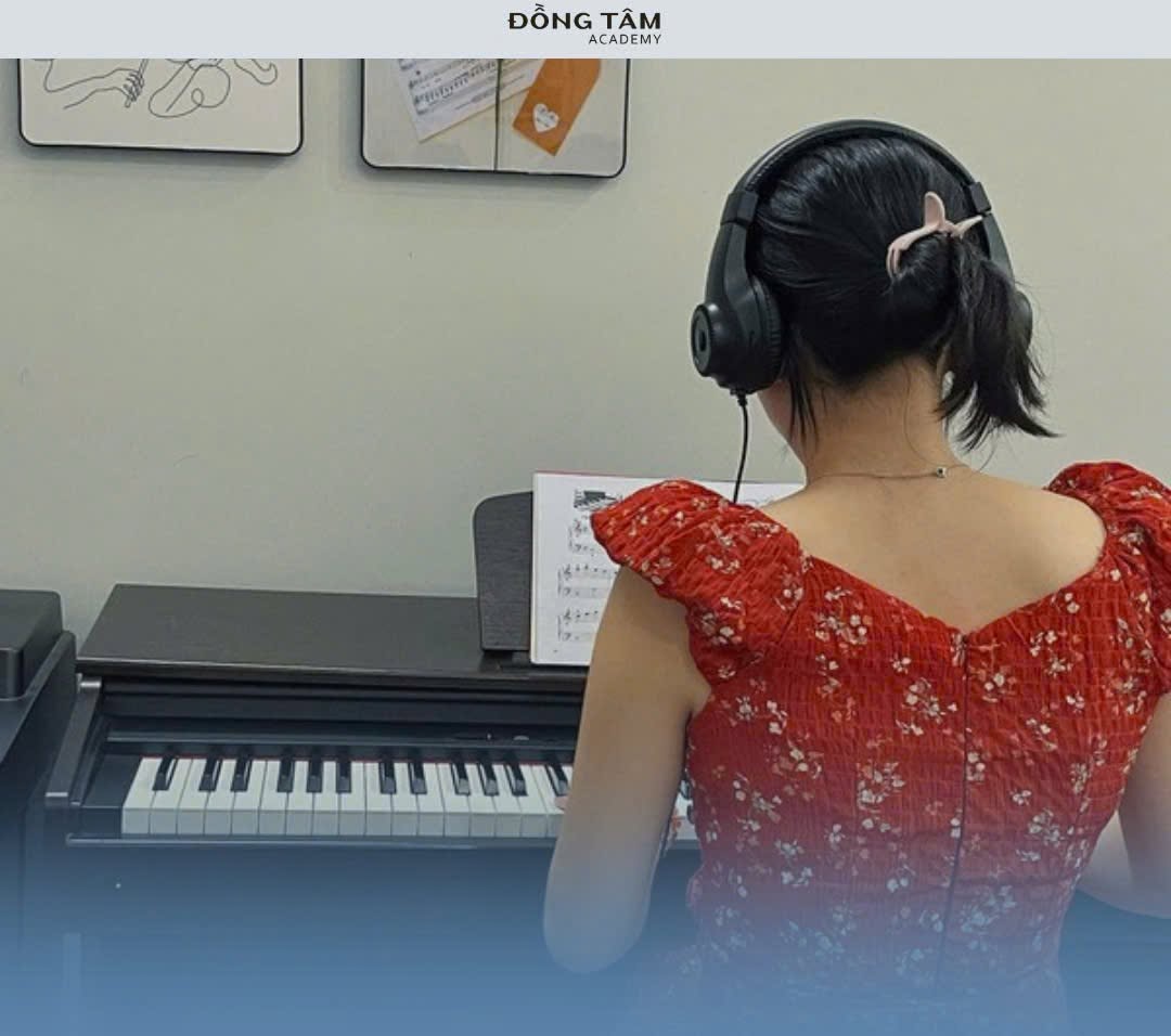 lop-hoc-piano-quan-hai-chau-danh-cho-nguoi-di-lam