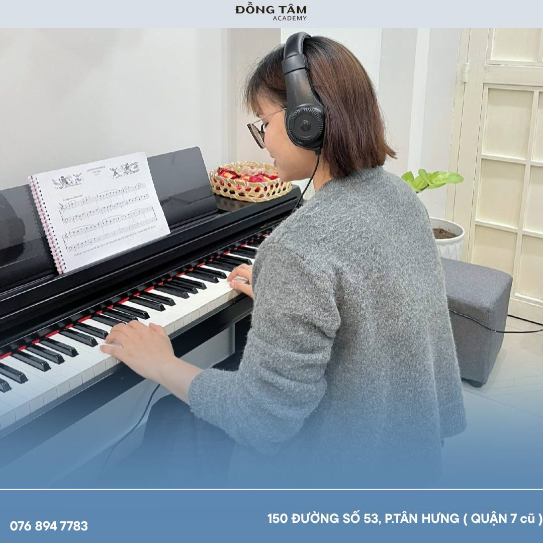 lop-hoc-guitar-tai-quan-7