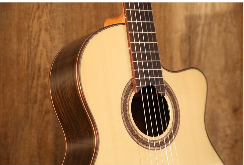 top-guitar-classic-duoi-5-trieu-ban-chay-2026