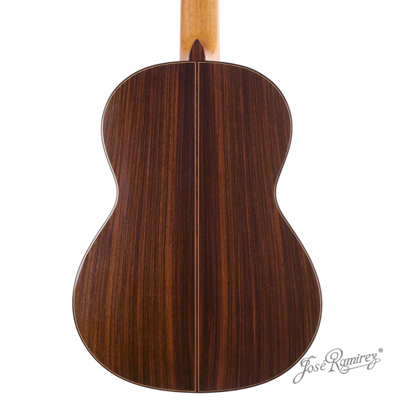 dan-guitar-classic-jose-ramirez-guitarra-del-tiempo-spruce-mat-hong