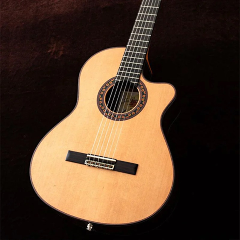dan-guitar-classic-jose-ramirez-estudio-140-cwe-cedar-mat-top