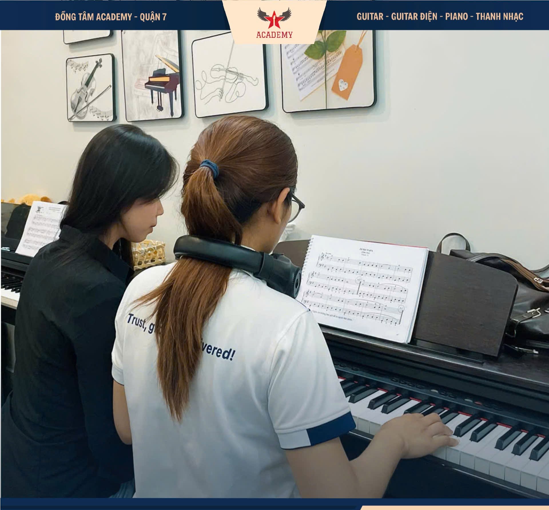 hoc-piano-cho-nguoi-di-lam-tan-binh