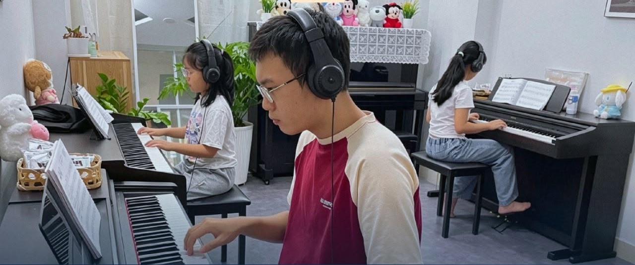 day-dan-piano-quan-thanh-khe-phu-hop-voi-nhieu-doi-tuong