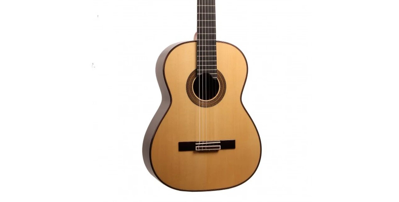 mat-top-solid-cedar-–-trai-tim-tao-nen-am-thanh-am-va-day-noi-luc