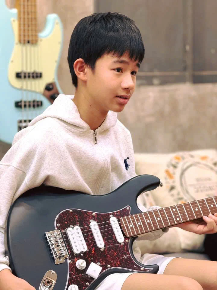 mua-guitar-tai-da-nang