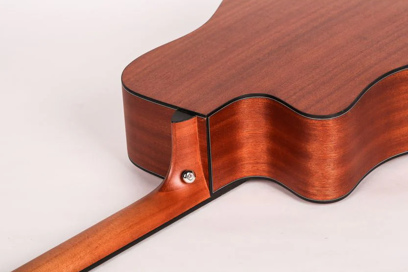 can-dan-guitar-gia-re-mantic-ag380c