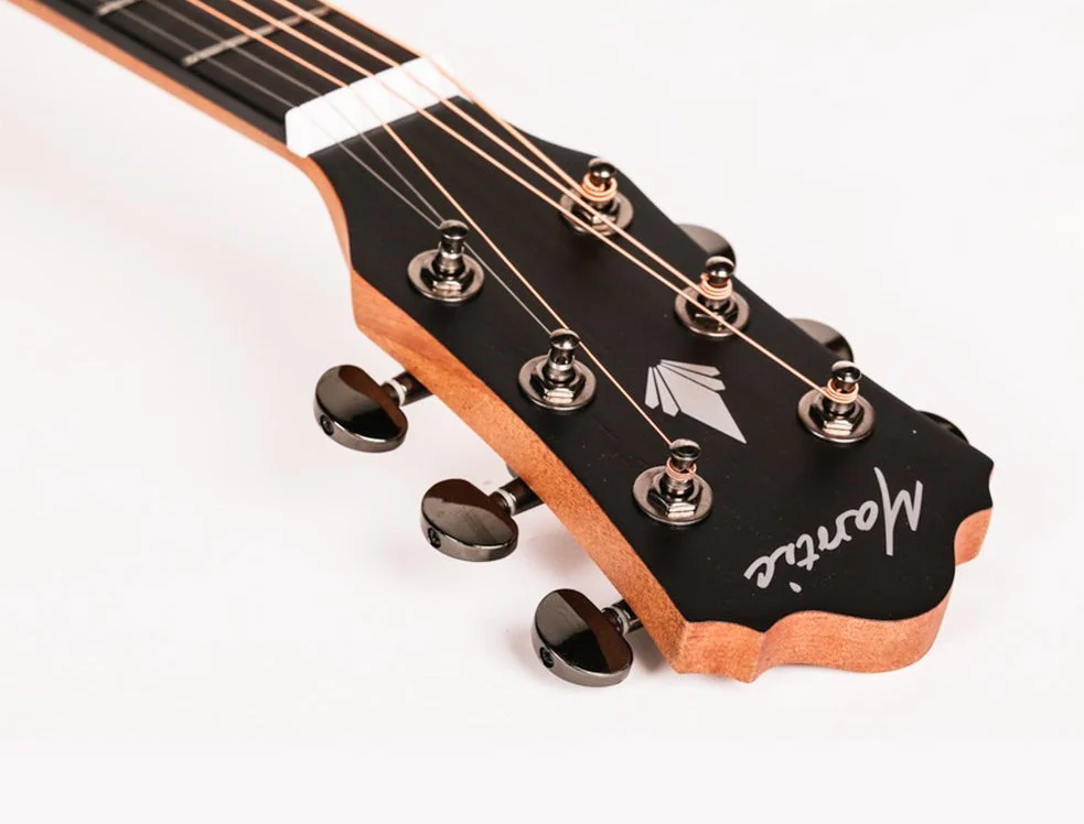 phim-dan-va-day-dan-guitar-gia-re-mantic-ag380c