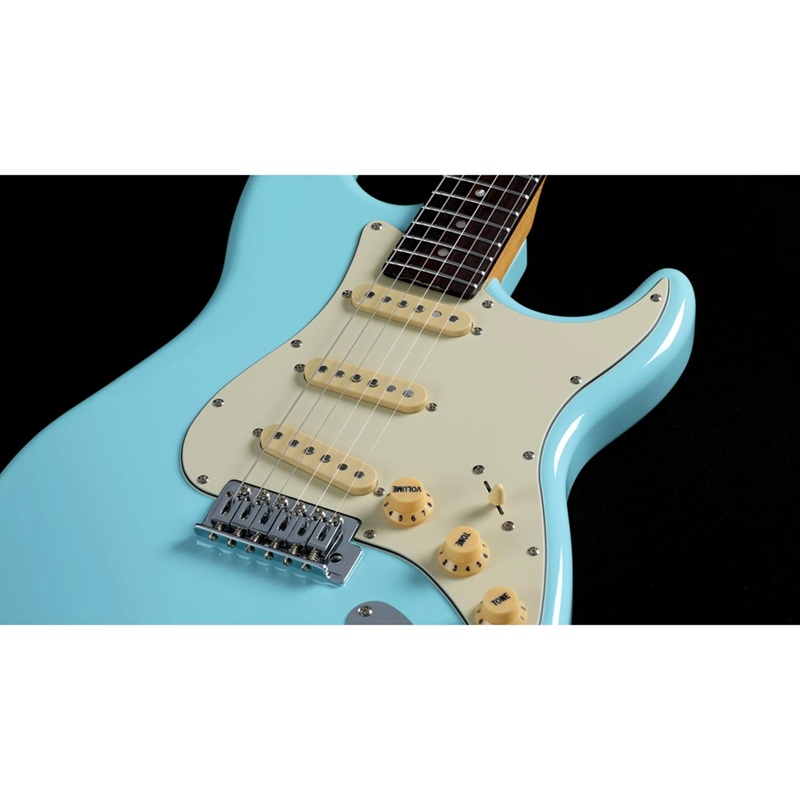 dan-guitar-dien-keipro-classic-series-st-sss-rosewood-fingerboard-blue-mat-top