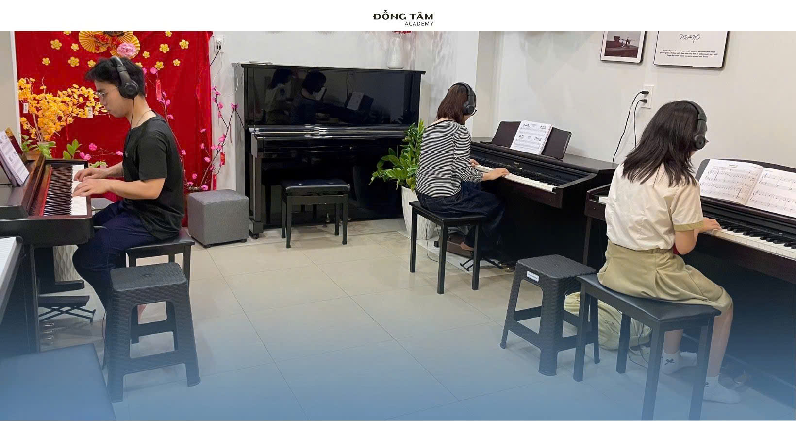 day-dan-piano-tan-phu-cho-sinh-vien-giup-hoc-nhanh