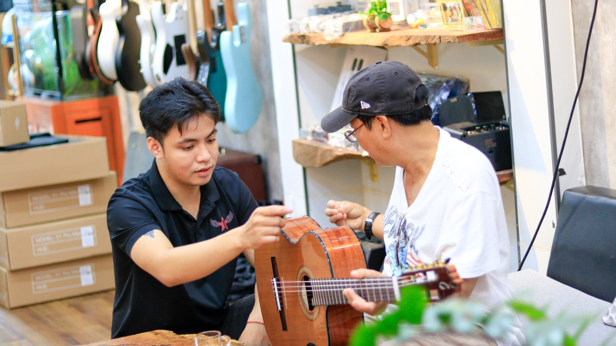 thai-do-phuc-vu-than-thien-tao-trai-nghiem-mua-hang-tich-cuc