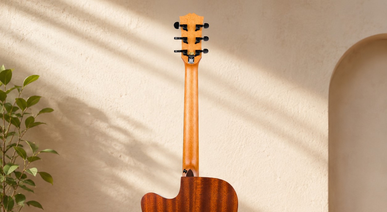 can-dan-va-mat-phim-cua-dan-guitar-acoustic-enya-amari-am418c-eq-klt1