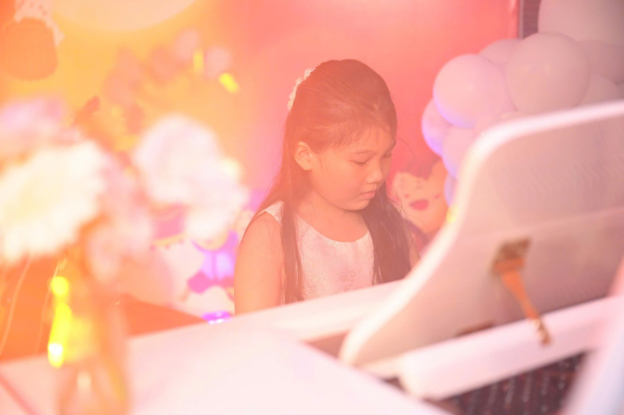 hoc-piano-tan-phu-tai-dong-tam-academy-tap-trung-thuc-hanh