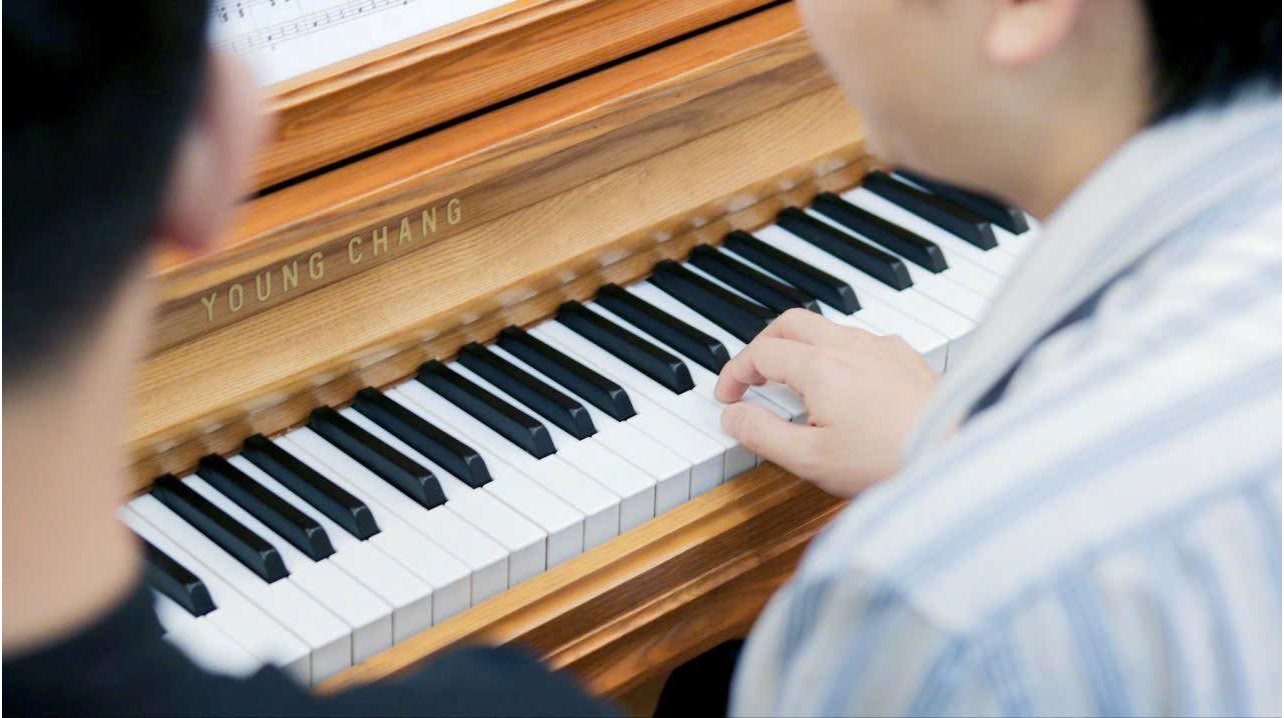 hoc-piano-tan-phu-giai-doan-co-ban-giup-lam-quen-phim-dan