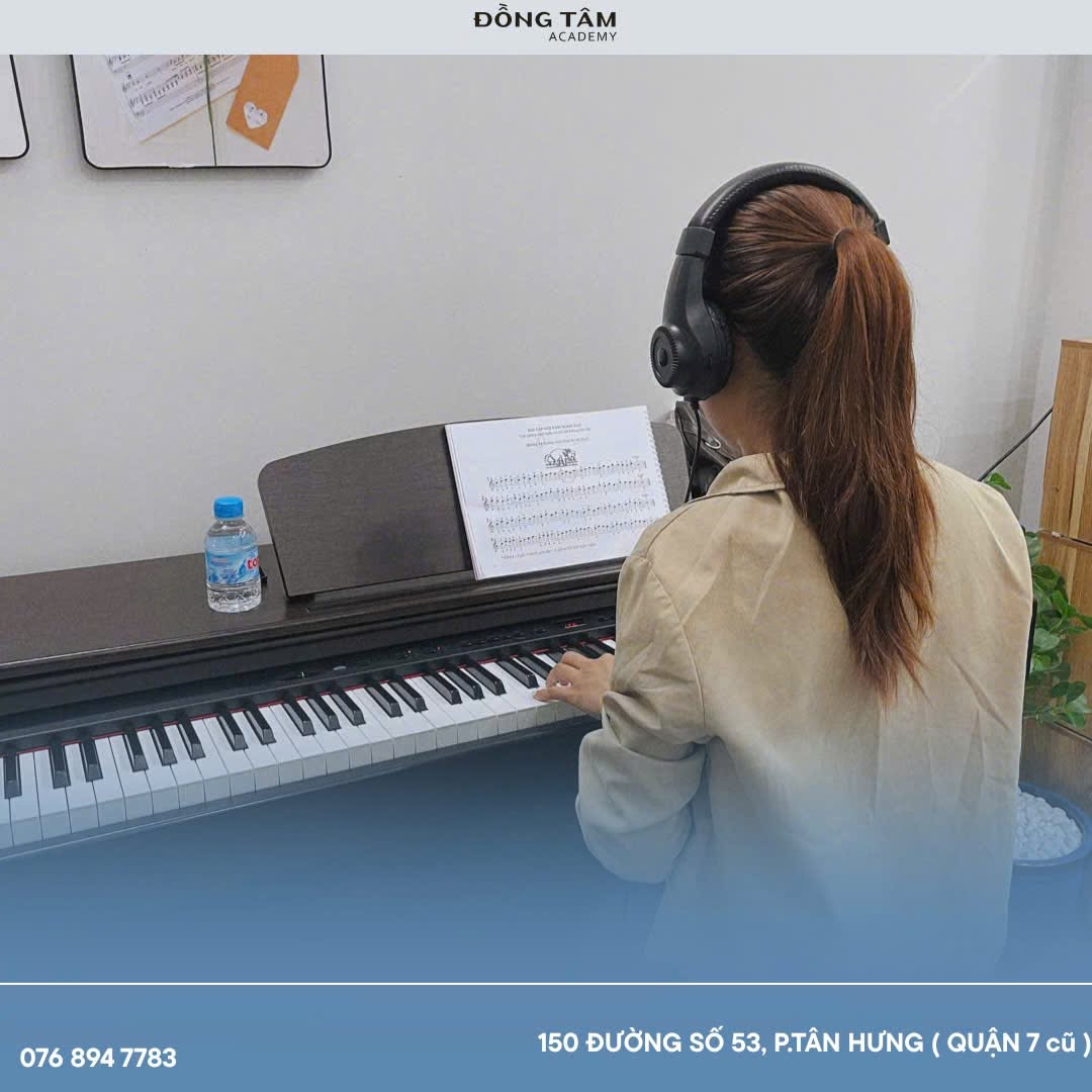 hoc-piano-dem-hat-quan-tan-binh-danh-cho-nguoi-moi-bat-dau