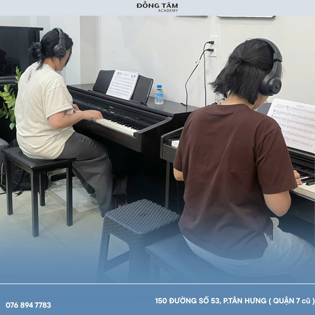 hoc-piano-co-ban-quan-tan-binh-phu-hop-voi-tre-em-sinh-vien