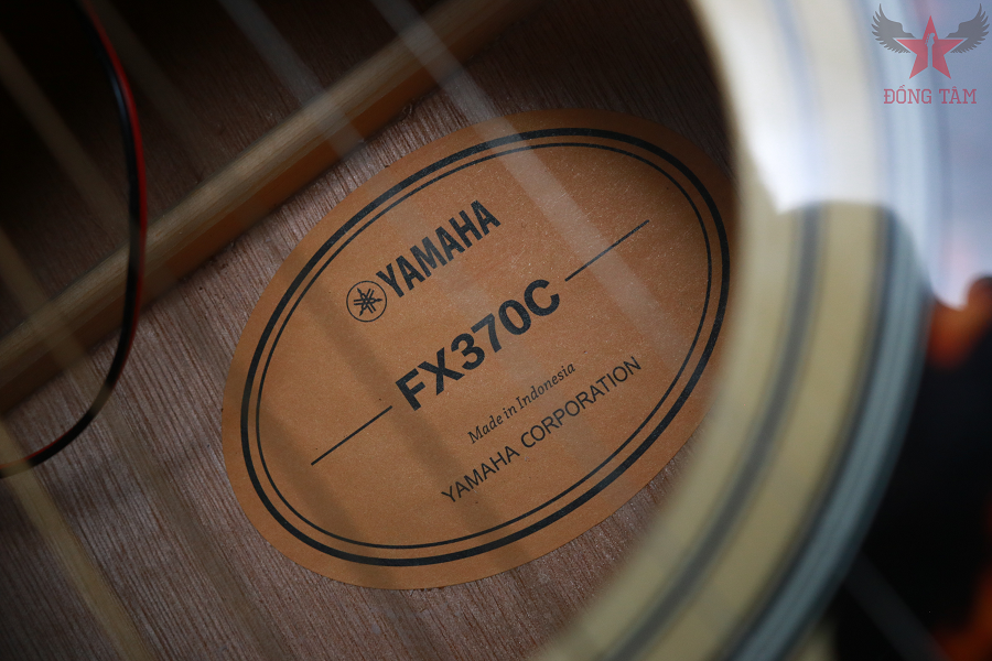 Đàn Guitar Acoustic Yamaha Fx370C