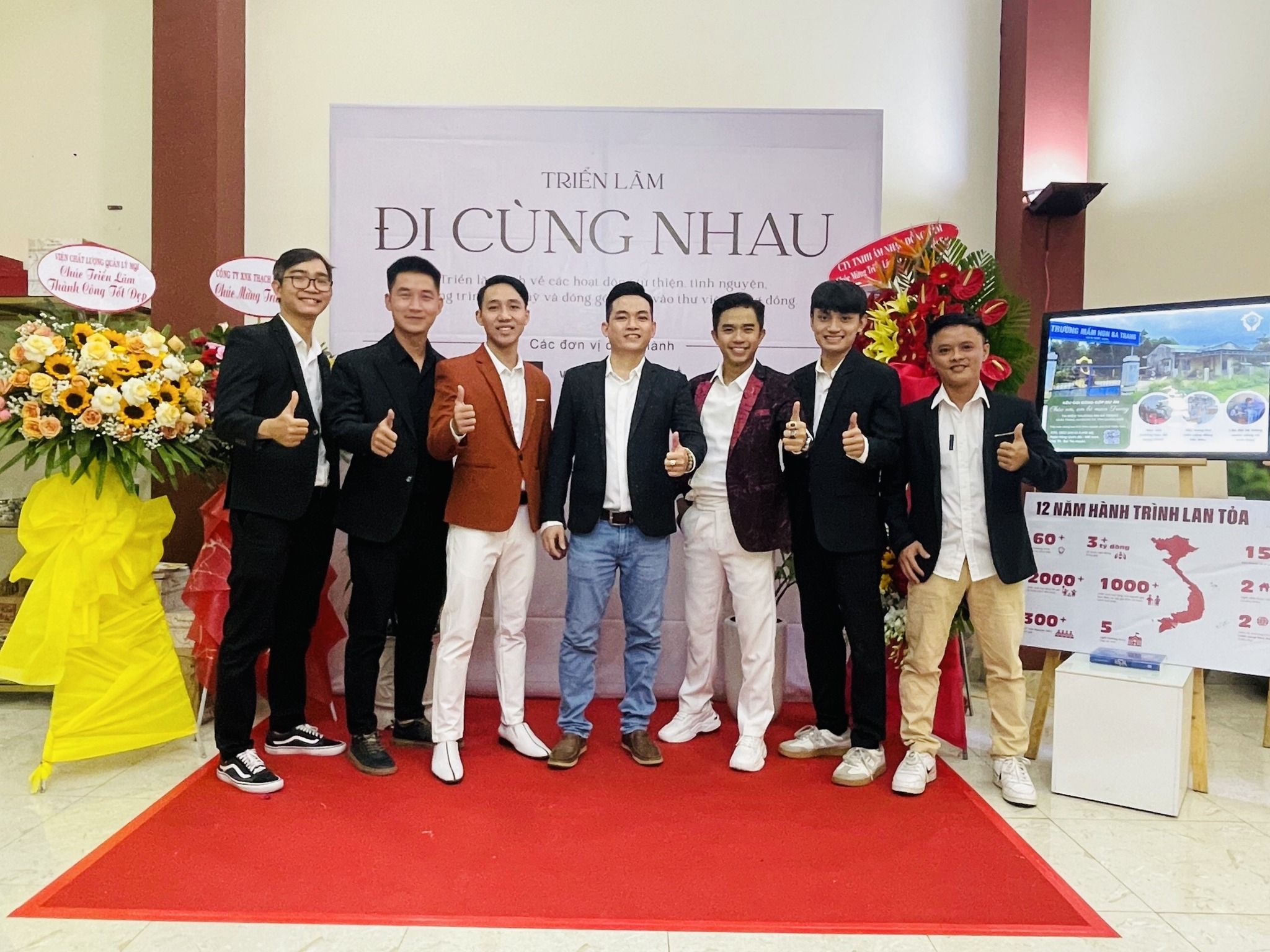 CTY TNHH Âm Nhạc ĐỒNG TÂM hợp tác tổ chức Triển lãm Đi Cùng Nhau.