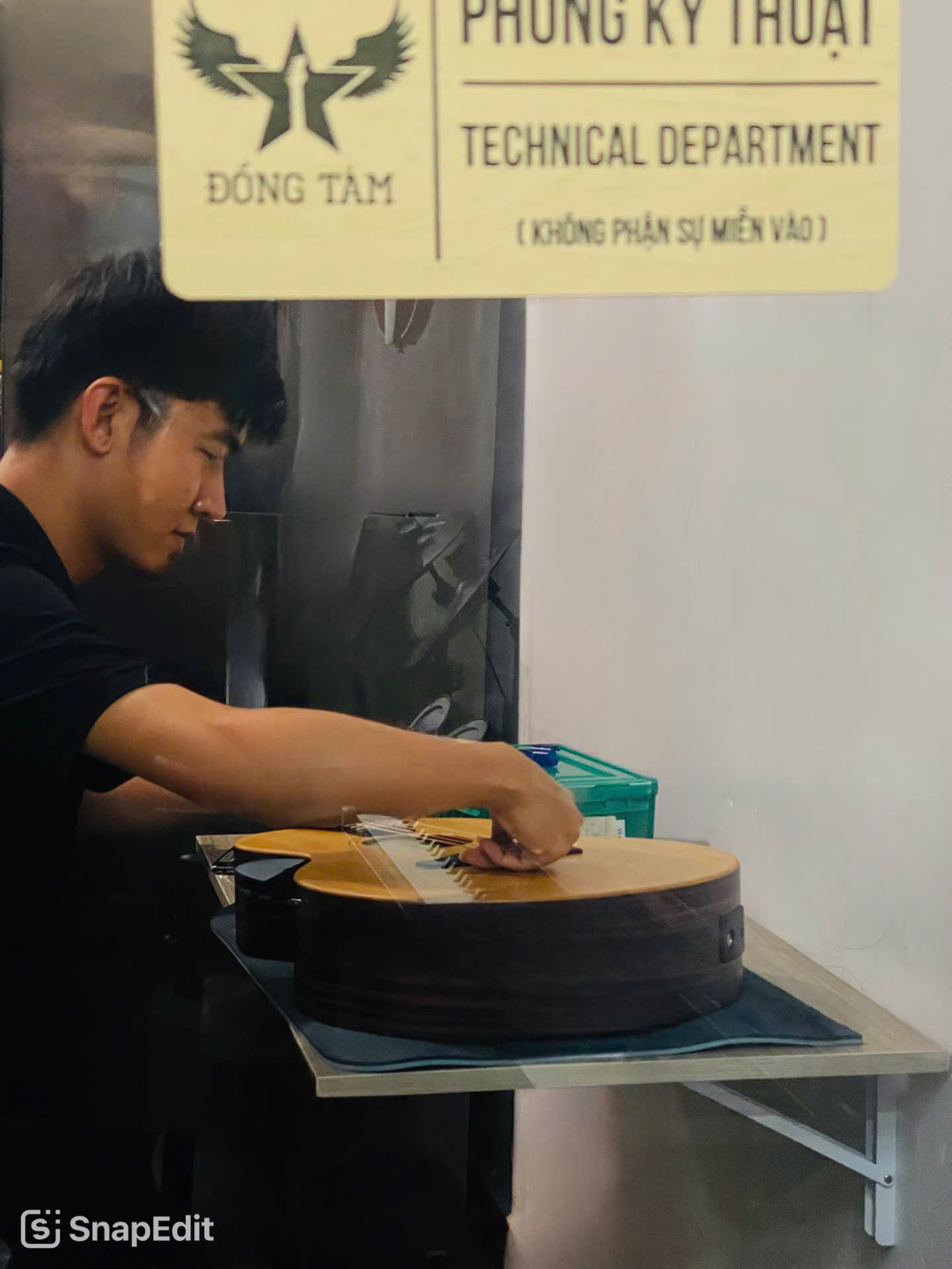 SỬA GUITAR TẠI ĐÀ NẴNG - GẮN EQ GUITAR ĐÀ NẴNG