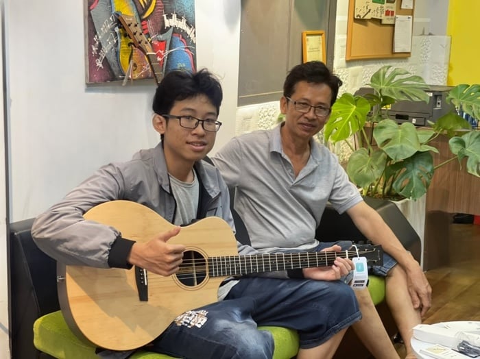 Học Đàn Guitar Quận 10 – Cơ Hội Cho Người Yêu Nhạc