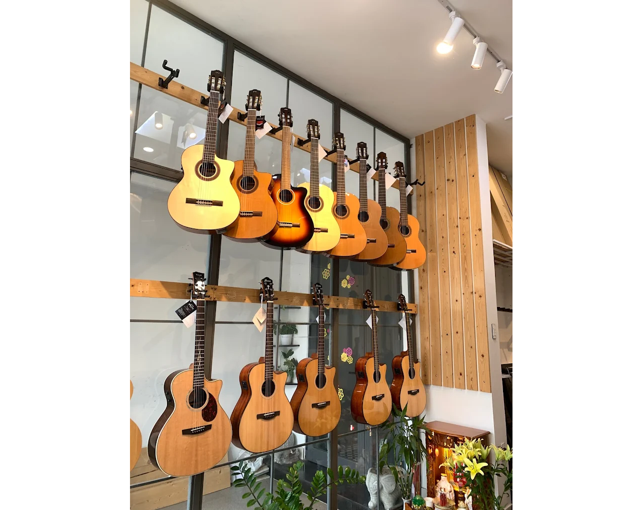 SHOP ĐÀN GUITAR ĐÀ NẴNG
