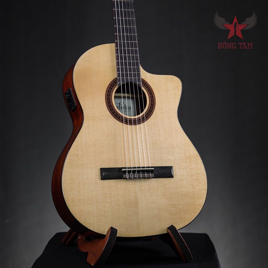 SO SÁNH GUITAR CLASSIC GOTAR SUNNY CE VS. CORDOBA C5 CE