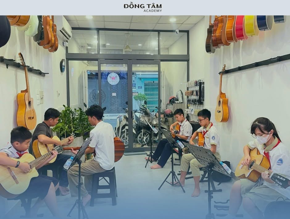 HỌC GUITAR TẠI ĐÀ NẴNG