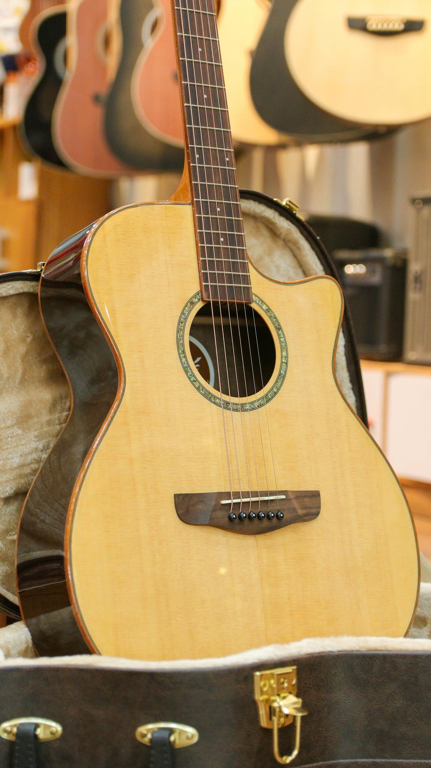 Đàn guitar Sevillana S‑S4‑GA