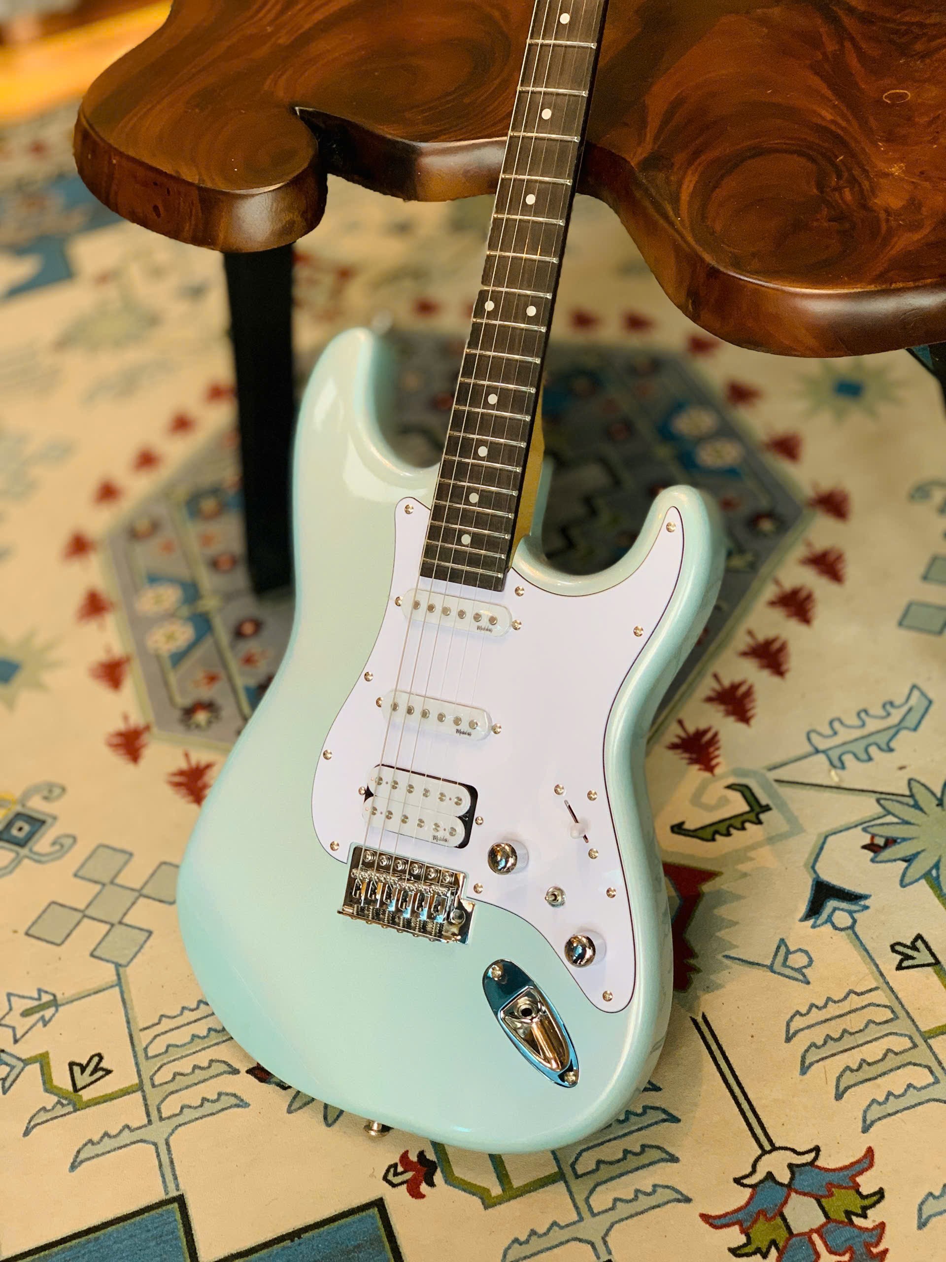 ĐÀN GUITAR ĐIỆN MOJOLNIR M30 GALAXY XANH NGỌC