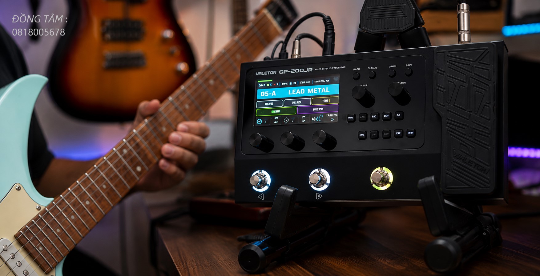 Pedal Guitar Valeton GP-200JR Multi-Effects Processor 
