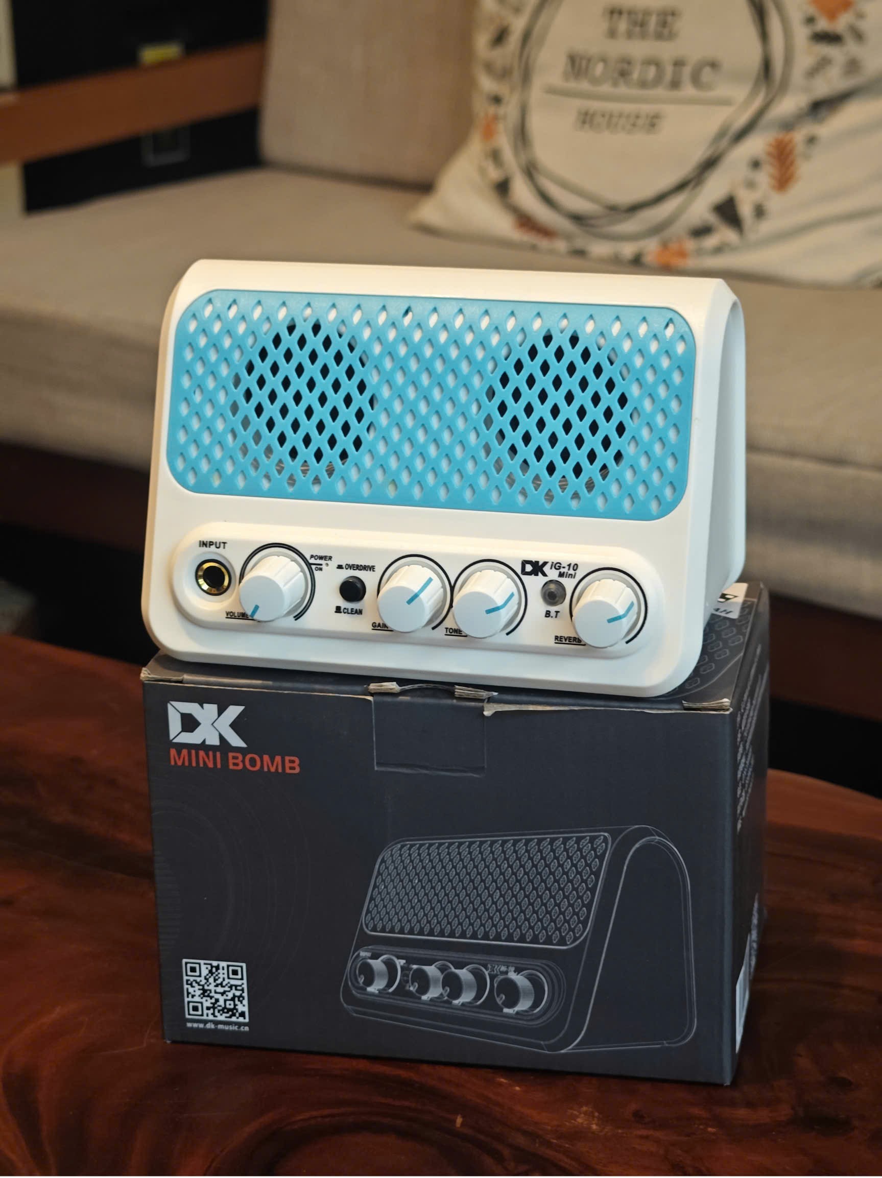 AMPLIFIER DK MINI BOMB IG10 MINI 10W 